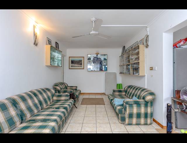 3 BEDROOM TOWNHOUSE FOR SALE IN PLUMSTEAD
